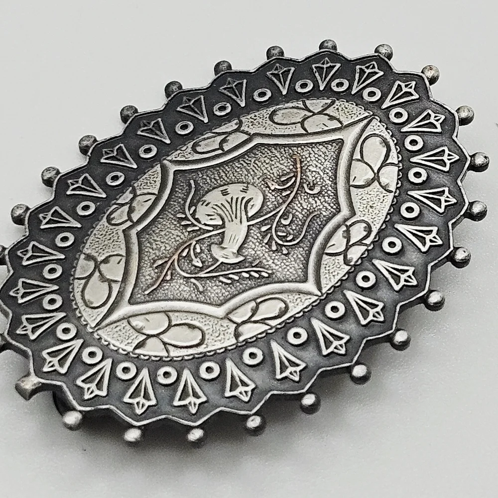 VINTAGE Pewter Art Deco Engraved Morning Glory Flower Oval Brooch Pin
